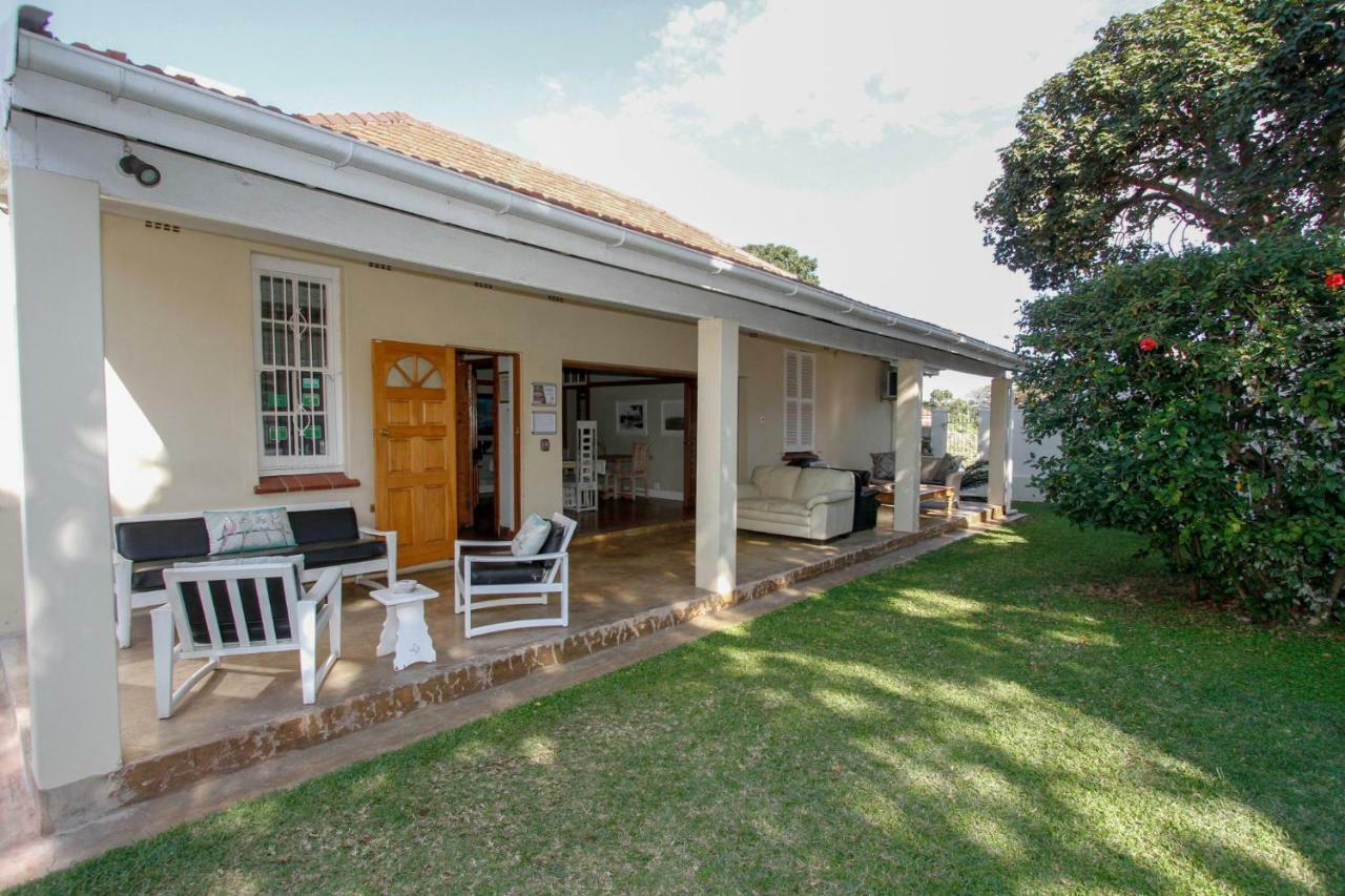 Coweys Corner Bed & Breakfast Durban Exterior photo